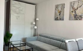 Apartment On City Center Near To Zlote Tarasy With Perfect View By P&M